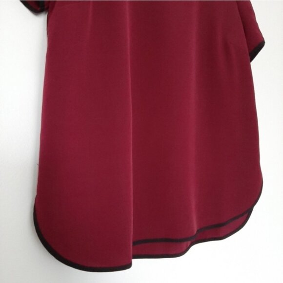 FOREVER 21 Light Short Sleeve Crewneck Blouse Top Black Piping Burgundy Red Sz M - Picture 8 of 13